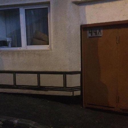 Casa Cu Curte Hotell Braşov Exteriör bild