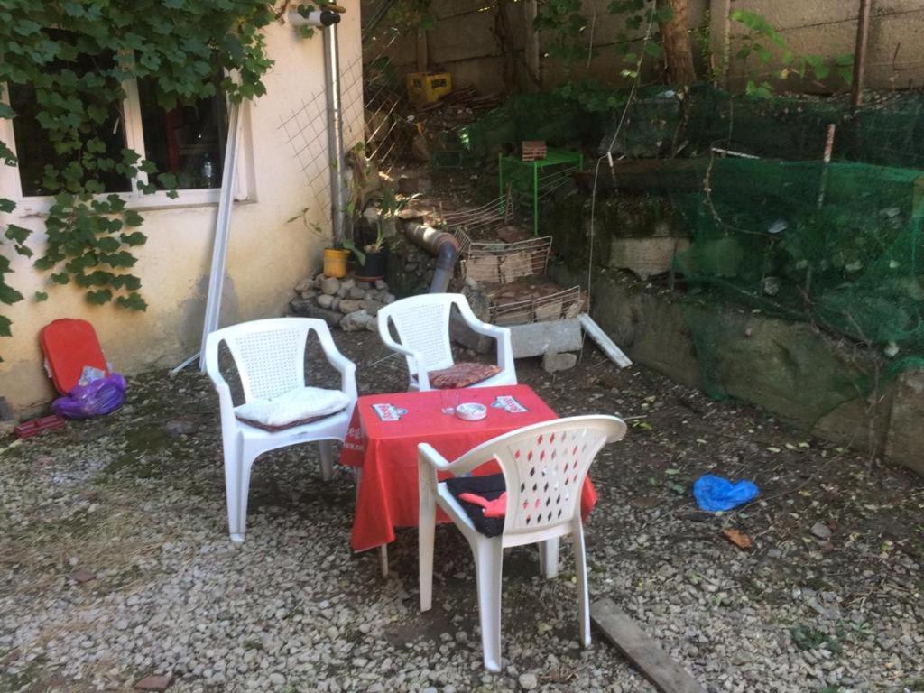 Casa Cu Curte Hotell Braşov Exteriör bild