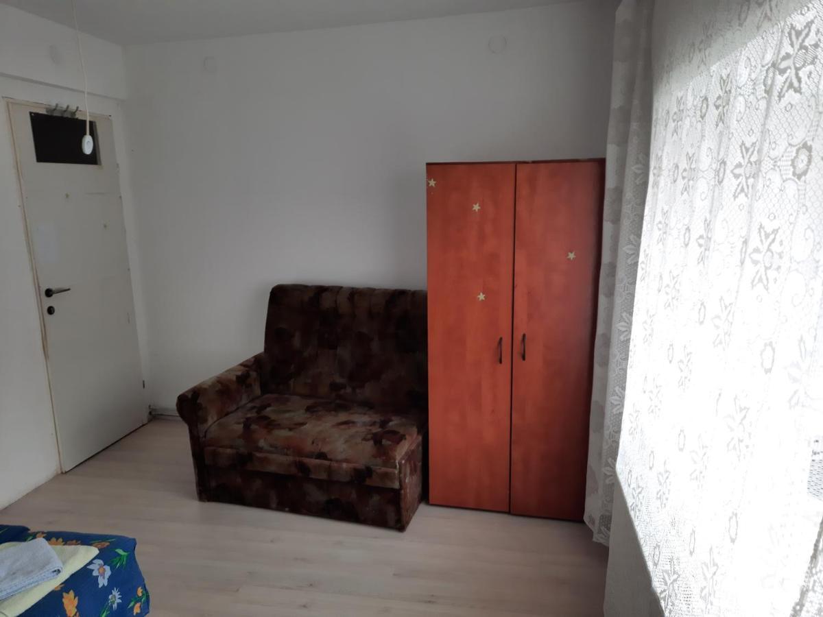 Casa Cu Curte Hotell Braşov Exteriör bild